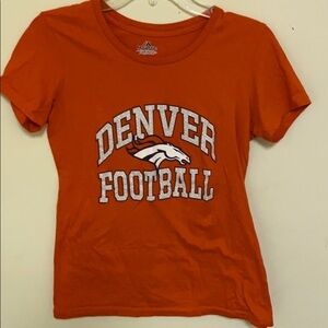 Denver Broncos short sleeve T-shirt women’s small